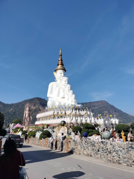 SongkranTourTravel.co.th เช่ารถพร้อมคนขับ (36) SongkranTourTravel.co.th เช่ารถพร้อมคนขับ (36)